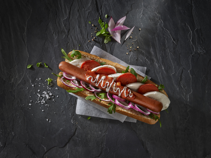 Our gourmet frankfurter take on a Slice of Italy